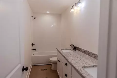 Bath - 632 Campbell Rd, Covington, GA 30014 photo 3 of 3