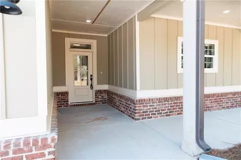 Exterior - 632 Campbell Rd, Covington, GA 30014 photo 3 of 6