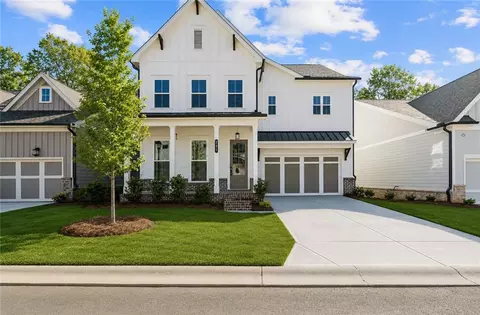 891 Eastman Ct, Hoschton, GA 30548