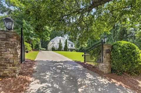 1845 Remington Rd, Chamblee, GA 30341 photo 2