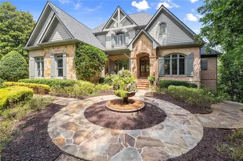 6370 Haddington Ln, Suwanee, GA 30024
