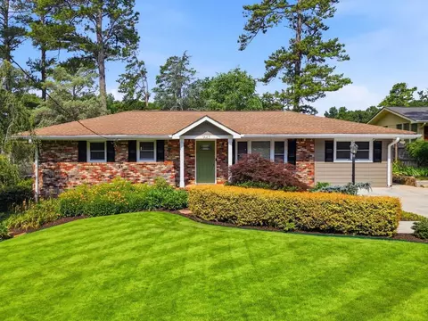 1642 Moncrief Cir, Decatur, GA 30033