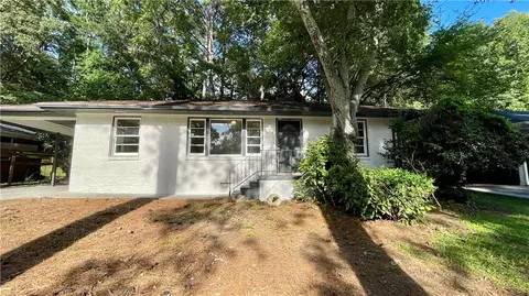 2744 Fairlane Dr SE, Atlanta, GA 30354