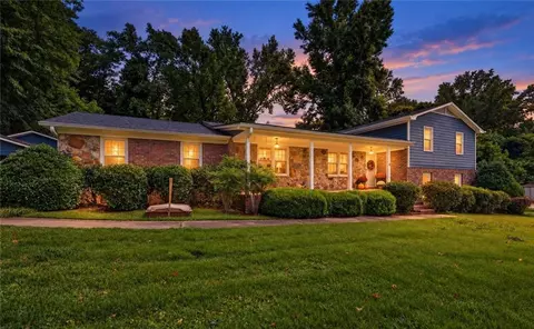 213 Ponderosa Dr, Dallas, GA 30157