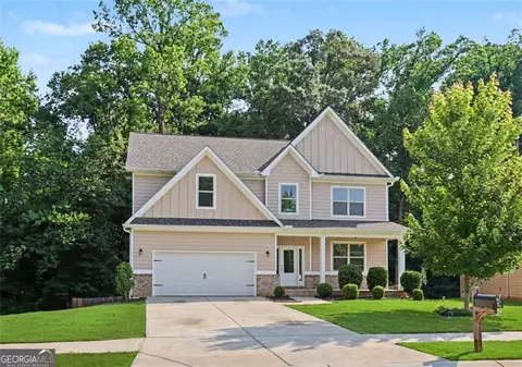 516 Brooks Village Dr, Pendergrass, GA 30567