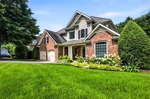 4066 Hillhouse Rd SW, Smyrna, GA 30082