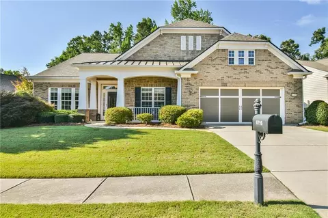 6716 Chimney Ridge Ct, Hoschton, GA 30548