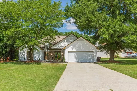100 Winslow Ct, Mcdonough, GA 30253