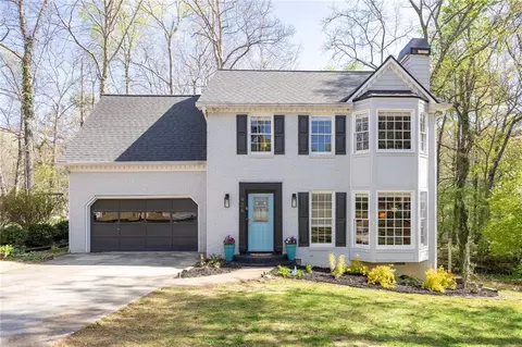 926 W Mill Trce NW, Kennesaw, GA 30152