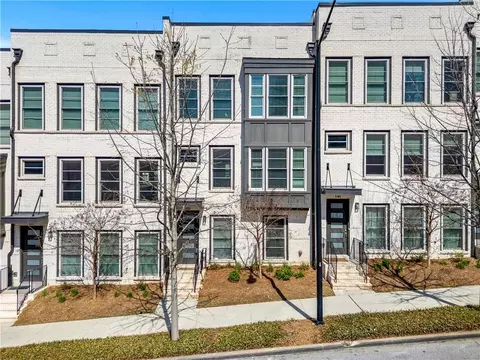 552 Ember Ln NW, Atlanta, GA 30318