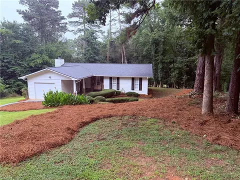 1940 Lakewood Rd, Cumming, GA 30041