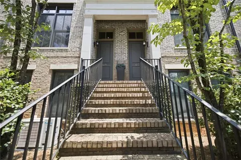 69 Honour Ave NW, Atlanta, GA 30305