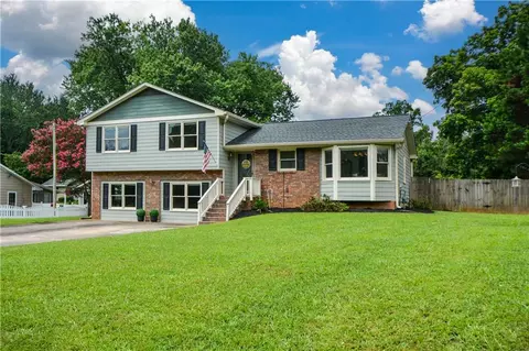 616 Tidwell Rd, Alpharetta, GA 30004