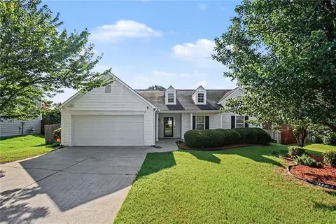 3210 Leprechaun Ln, Powder Springs, GA 30127