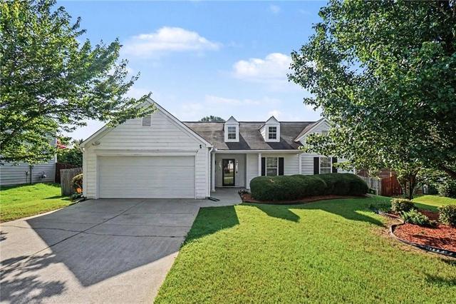 3210 Leprechaun Ln, Powder Springs, GA 30127