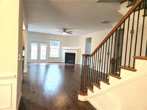 Living - 3825 Seaton Dr, Suwanee, GA 30024 photo 2 of 5