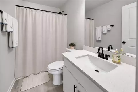 Bath - 3261 George Williams Rd, Monroe, GA 30656 photo 4 of 4