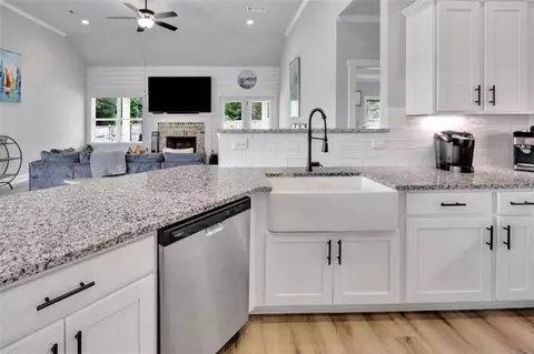 Kitchen - 3261 George Williams Rd, Monroe, GA 30656 photo 1 of 3