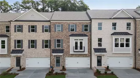 2737 Hallwood Ln, Suwanee, GA 30024