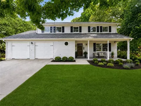 1695 Ridgeway Dr, Lawrenceville, GA 30044