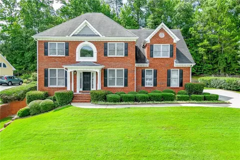4102 Trotters Way Dr, Snellville, GA 30039