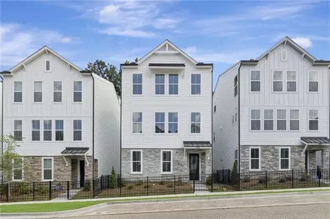 736 Auguste Ave, Scottdale, GA 30079