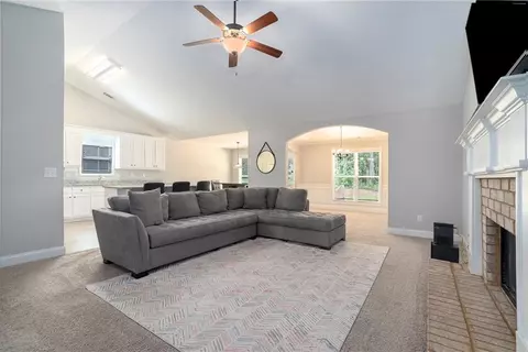 Living - 231 Camp Ct, Bethlehem, GA 30620 photo 1 of 5