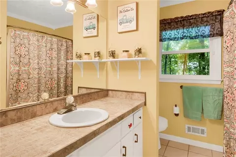Bath - 112 Bridget Dr, Hampton, GA 30228 photo 2 of 2