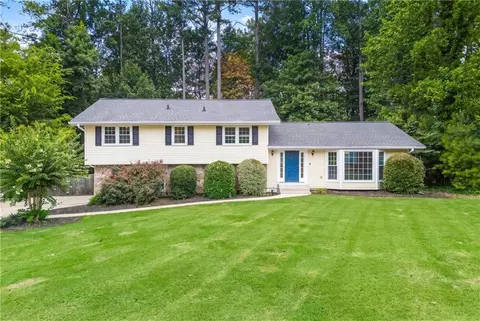 4576 Cedar Knoll Dr NE, Marietta, GA 30066