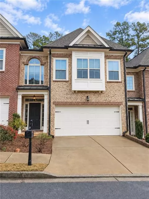 10550 Arlington Pt, Alpharetta, GA 30022