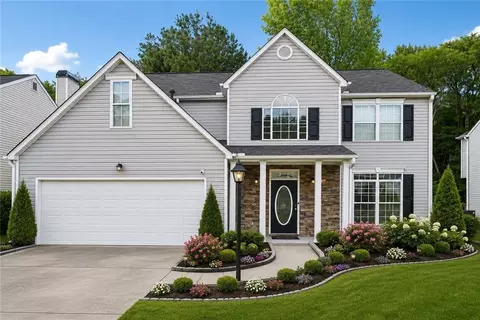 2182 Fall Creek Ldg, Loganville, GA 30052