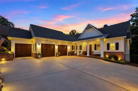 6022 Windjammer Way, Gainesville, GA 30506