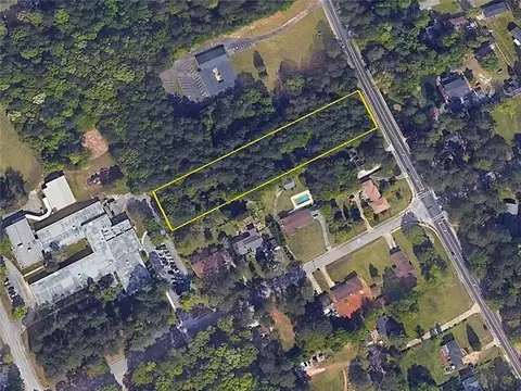 4059 Rainbow Dr, Decatur, GA 30034