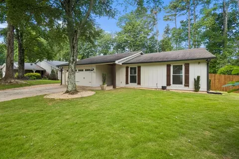 10760 Indian Village Dr, Alpharetta, GA 30022