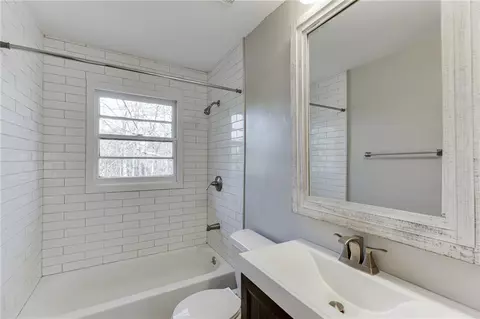 Bath - 300 Forest St, Buford, GA 30518 photo 1 of 1