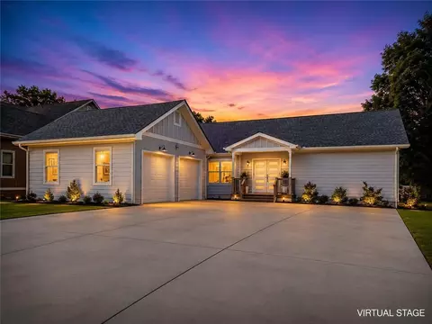 9058 Woodlake Ln, Villa Rica, GA 30180