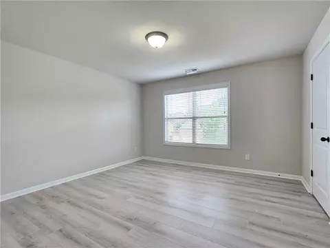 Bedroom - 1374 Slate Bend Dr, Dacula, GA 30019 photo 5 of 10