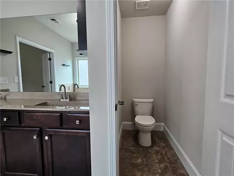 Bath - 1374 Slate Bend Dr, Dacula, GA 30019 photo 5 of 7