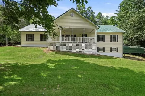 176 Mill Trace Ct, Cleveland, GA 30528