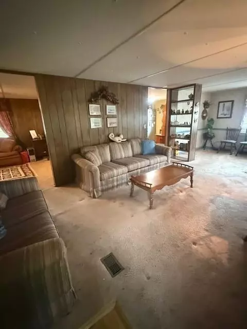 Other - 313 Hillside Ct, Winder, GA 30680 photo 2 of 4