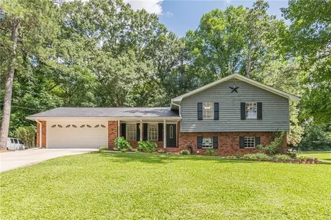 2192 Indian Hill Rd, Jonesboro, GA 30236
