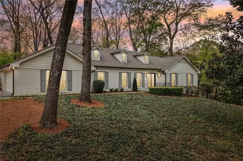 6335 Aberdeen Dr NE, Atlanta, GA 30328