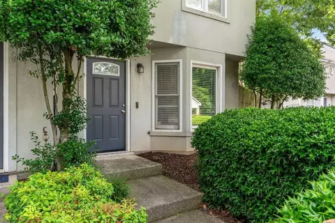 502 Defoors Lndg NW, Atlanta, GA 30318