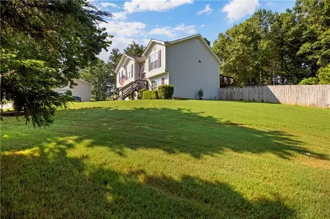 Exterior - 323 Natchez Cir, Winder, GA 30680 photo 10 of 13