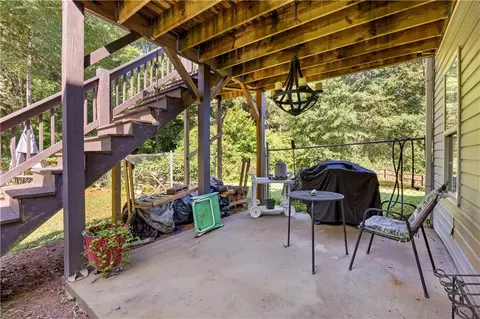 Exterior - 323 Natchez Cir, Winder, GA 30680 photo 4 of 13