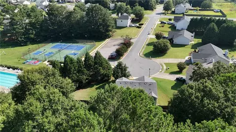 View/Area - 323 Natchez Cir, Winder, GA 30680 photo 6 of 11