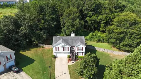 View/Area - 323 Natchez Cir, Winder, GA 30680 photo 3 of 11
