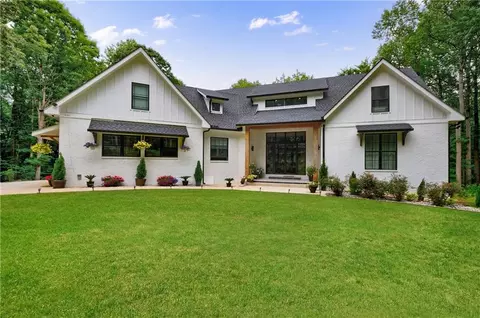 836 Bailey Woods Rd, Dacula, GA 30019