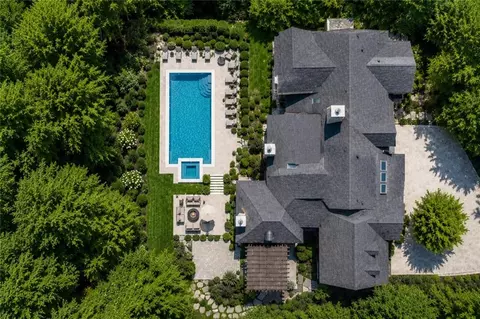 366 Blackland Rd NW, Atlanta, GA 30342