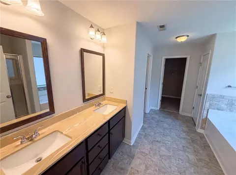 Entry Way - 2471 Quincy Loop, Fairburn, GA 30213 photo 1 of 1